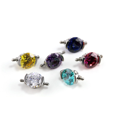 2 gängad cluster 1.6mm med 1 6mm swarovski kristall, Vit